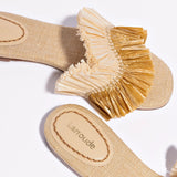 Ivy Fringe Flat In Beige Raffia